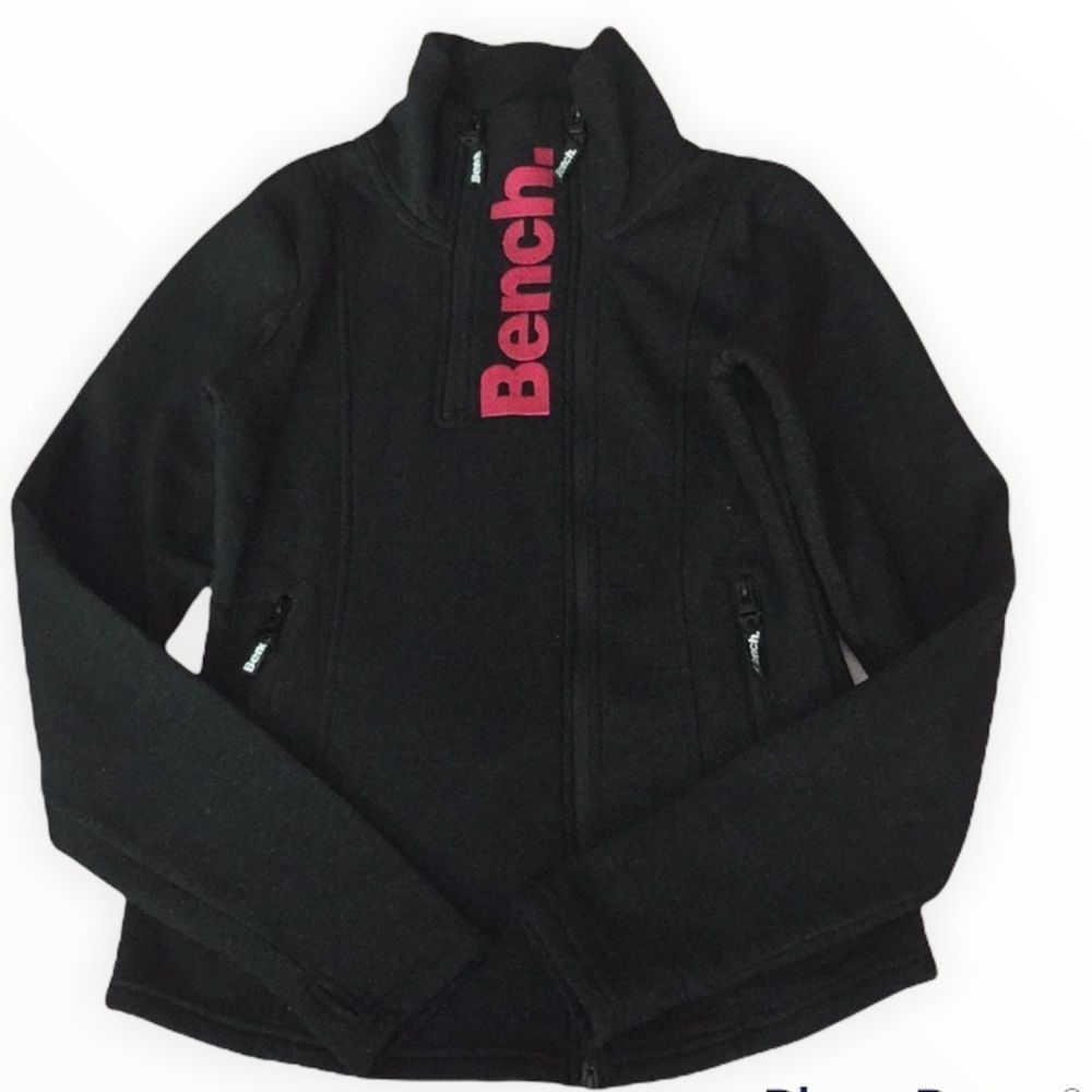 Bench zip up sweatshirt size Medium